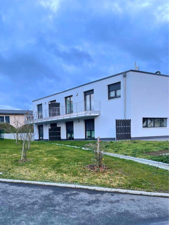 Barrierefreie Ferienwohnungen In Der Naehe Der Golf- Und Freizeitanlage Mudau Exterior photo